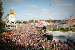 Oktoberfest-festival-Monaco-Baviera